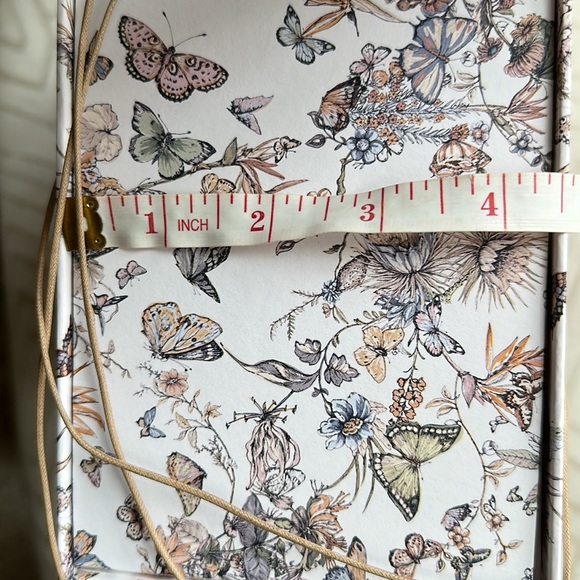 DIOR Collection PRIVEE big butterfly BOX only - Picture 11 of 11